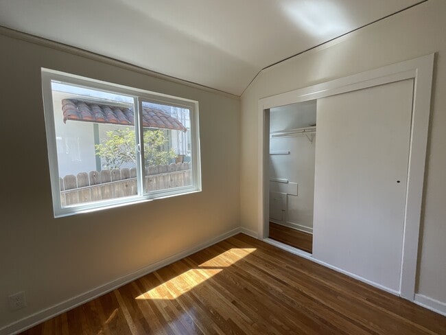 Building Photo - 2724 Locksley Pl