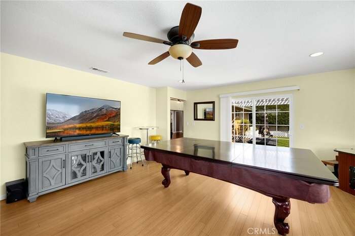 Building Photo - 10732 Lindesmith Ave