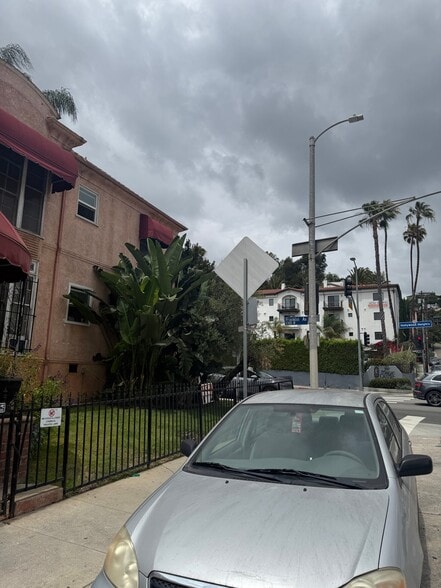 Building Photo - 1781 Orchid Ave