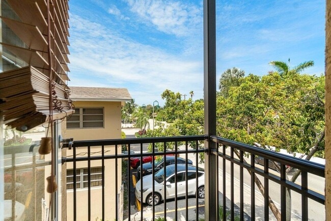 Building Photo - 811 S Federal Hwy