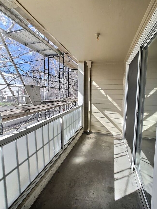 Primary Photo - 430 N First St