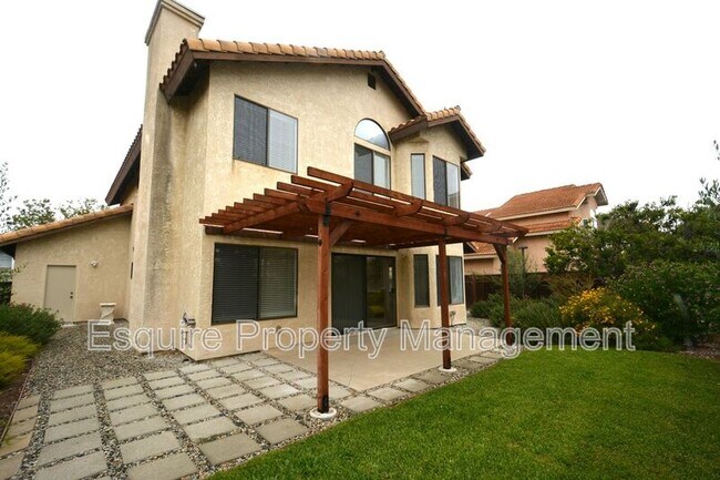 Building Photo - 1610 Oneida Pl