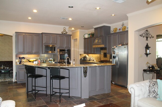 Building Photo - 2922 Ivory Creek