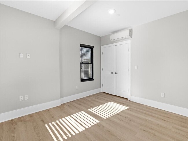 Building Photo - 87-89 Malden St