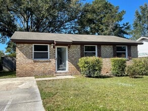 Building Photo - 47 Elmwood Pl