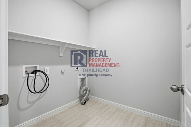 Building Photo - Inviting 4-Bedroom Layout with Flexible Living Areas