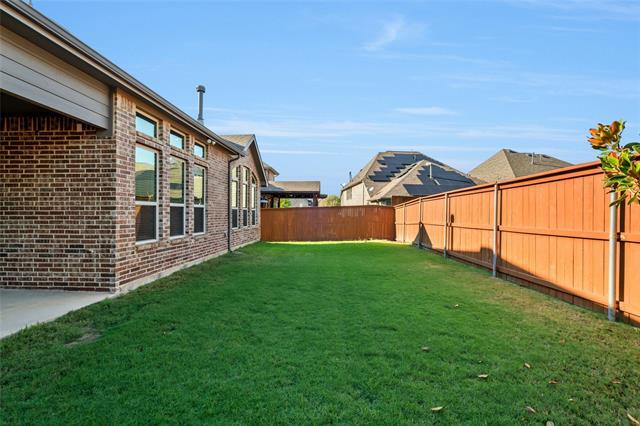 Building Photo - 2850 Sherwood Dr