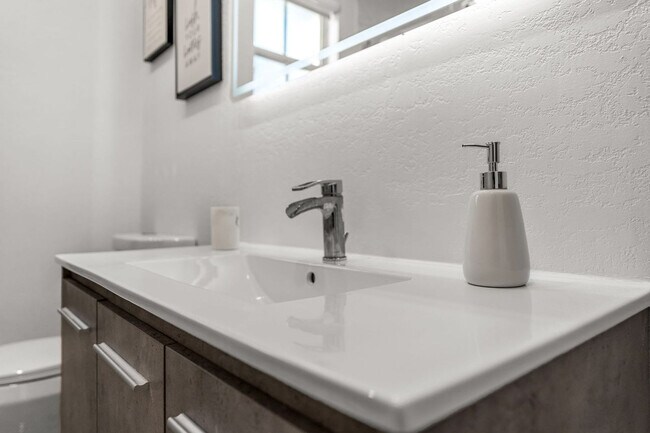 Building Photo - 1205 SW 146th Ct