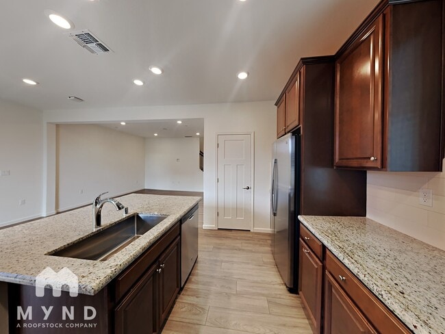 Building Photo - 2172 Brave Hawk Loop