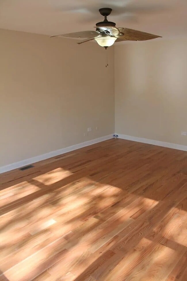 Building Photo - 18003 Greenview Terrace