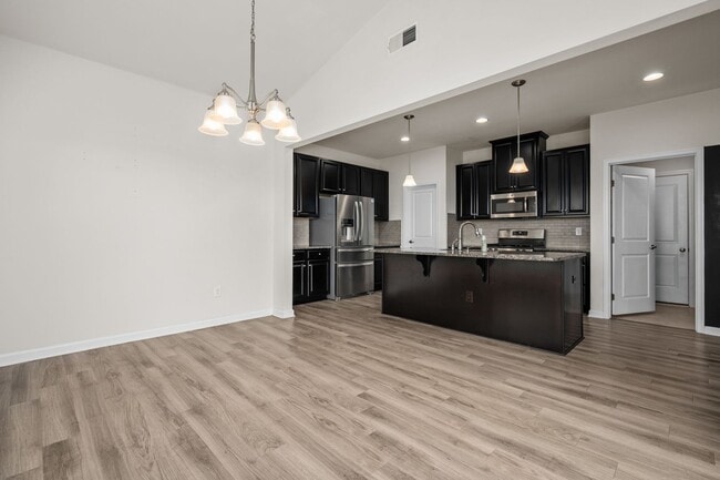 Building Photo - Smithfield Home