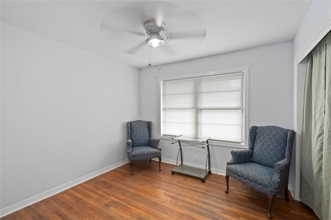 Building Photo - 12217 Palmbeach St