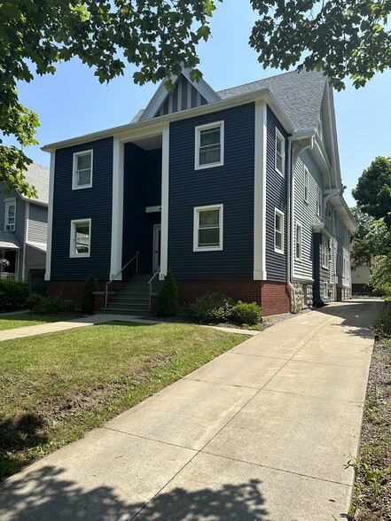 Building Photo - 33 Norwood Ave