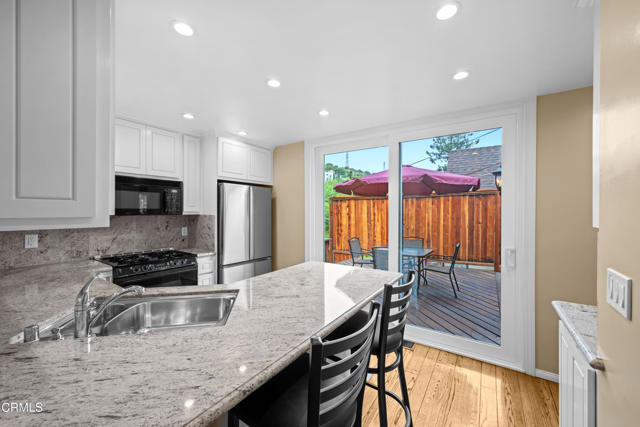 Building Photo - 2068 Stanley Hills Dr