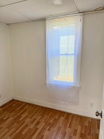 Building Photo - 117 Farmer St