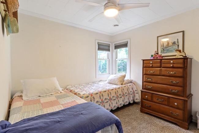 Building Photo - 1137 Dorwood Dr