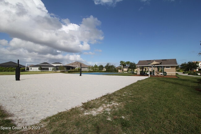 Building Photo - 3039 Burghley Park Way