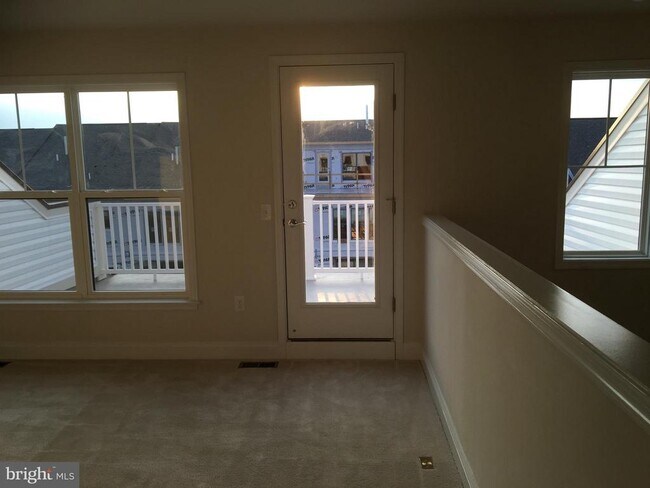 Building Photo - 22591 Amendola Terrace