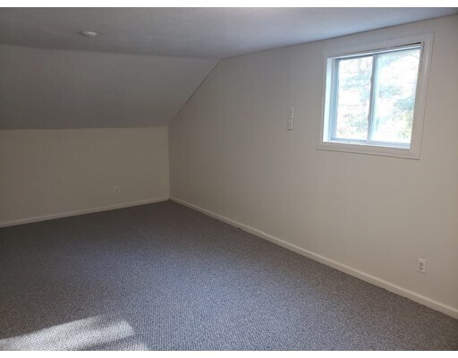 Building Photo - 41 Lamplighter Ln