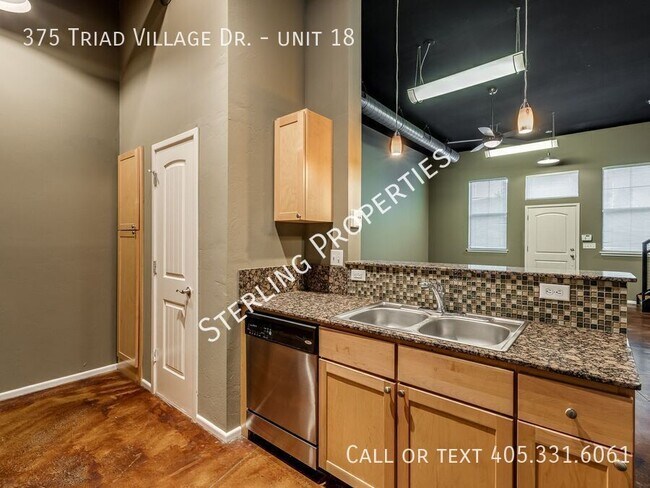 Building Photo - 375 Triad Village Dr