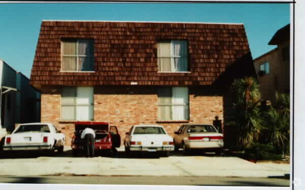 Building Photo - 4037 N 34th St