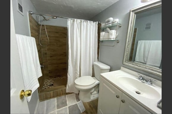 Building Photo - Hillview Apartments