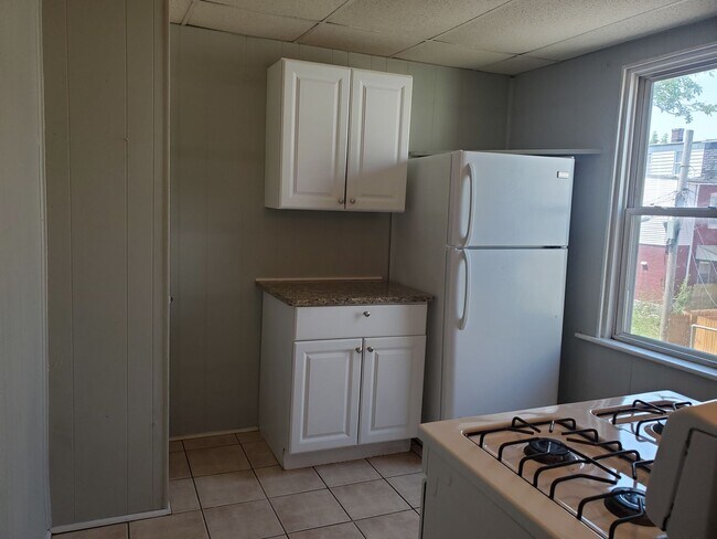 Building Photo - 218 E Liberty St