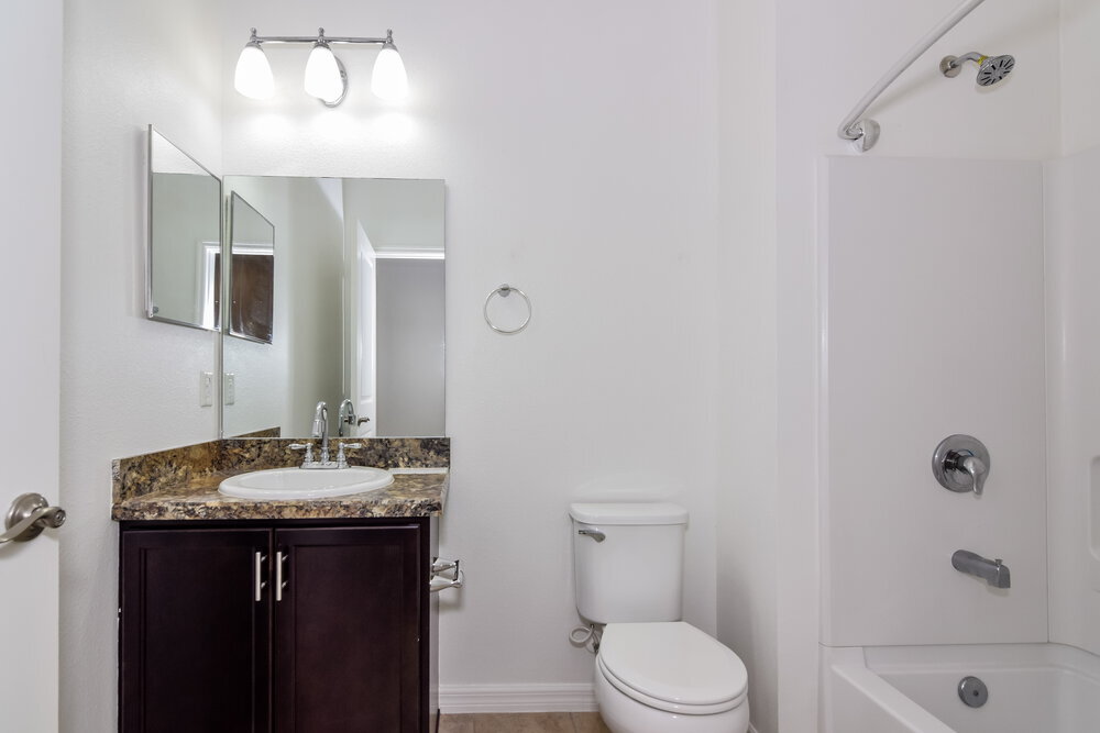 Building Photo - 1309 Canyon Oaks Dr