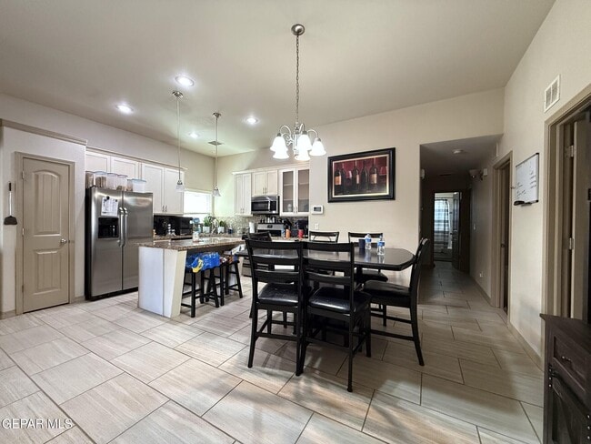Building Photo - 3856 Loma Cortez Dr