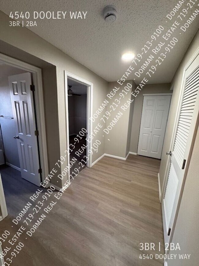 Building Photo - 4540 Dooley Way