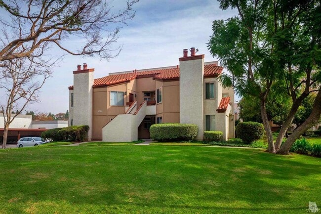Building Photo - 1706 Sinaloa Rd