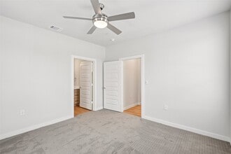 Building Photo - 3651 S Custer Rd