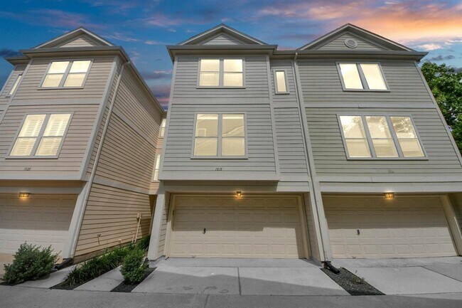 Building Photo - 1818 Wheeler Ave