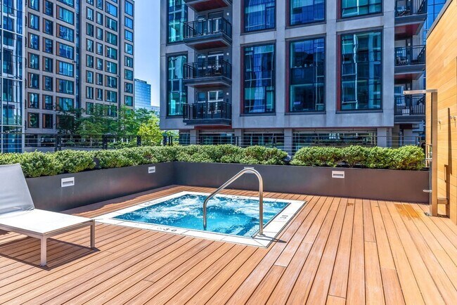 Building Photo - 133 Seaport Blvd
