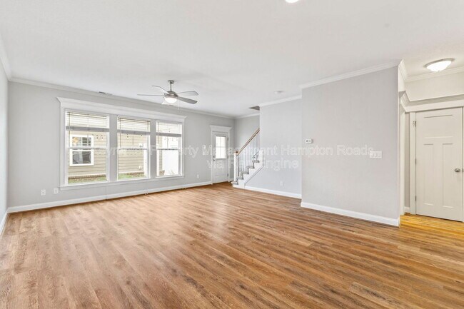 Building Photo - 611 Vero Street