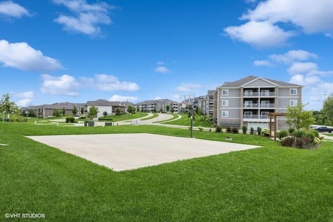 Building Photo - $1,250 | 1 Bedroom, 1 Bathroom Condo | Dog Friendly* | Sublease* | Available for an April 1st, 20...