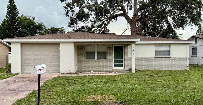 Primary Photo - For Rent – Spacious 3-Bedroom Home in Jasm...