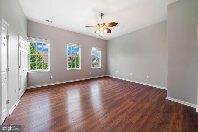 Building Photo - 3616 Sprigg St S
