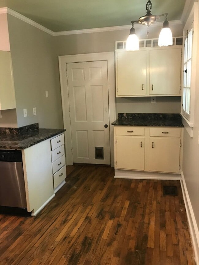 Building Photo - 2 bdrm, 2 bath home in East Atlanta