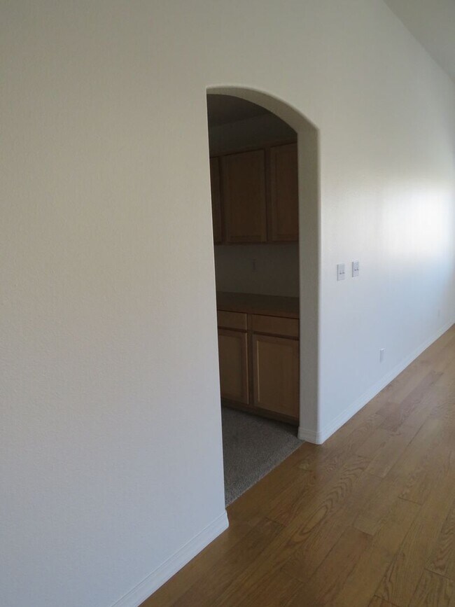 Building Photo - Beautiful River Oaks Single Story Corner Home Near Taylor Elementary School