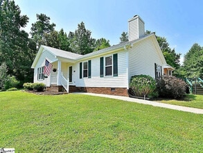 Building Photo - 713 Lindal Ct