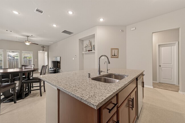 Building Photo - 20702 Wilde Redbud Trl