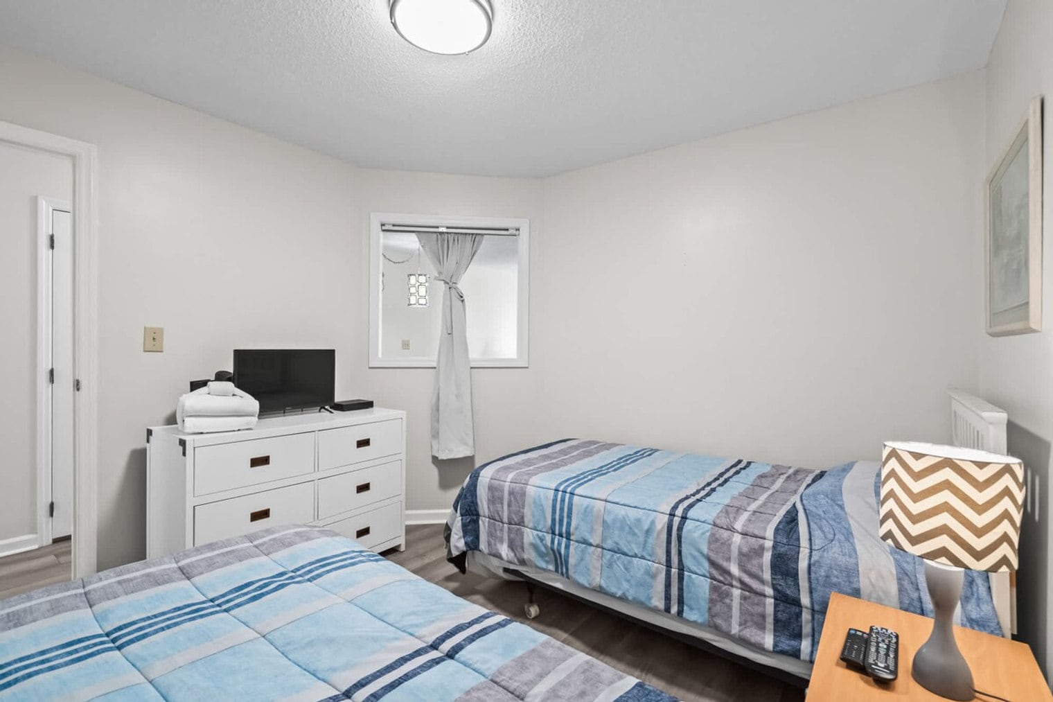 Building Photo - 1920 Bent Grass Dr