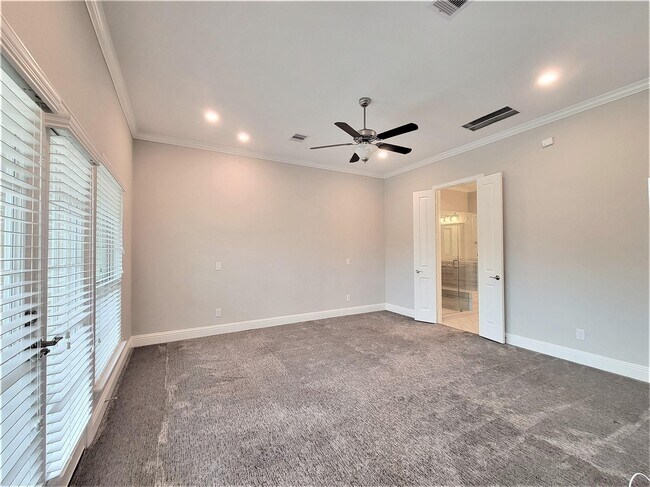 Building Photo - 35 Silver Rock Dr
