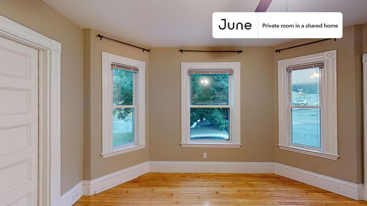 Building Photo - Room in Shared 6 bed/2 bath home in Brighton