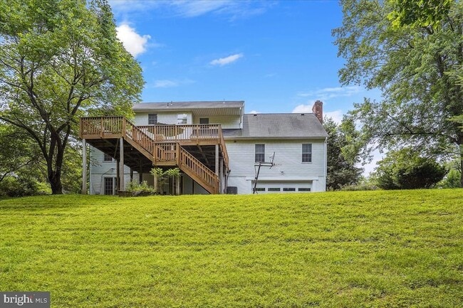 Building Photo - 9708 Locust Hill Dr