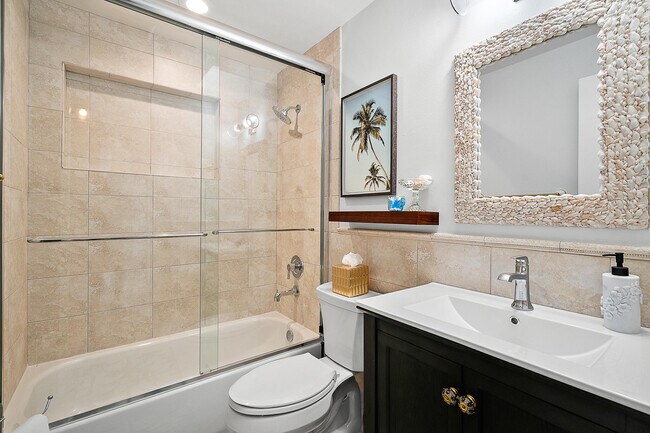 Building Photo - 13 SE Sailfish Ln