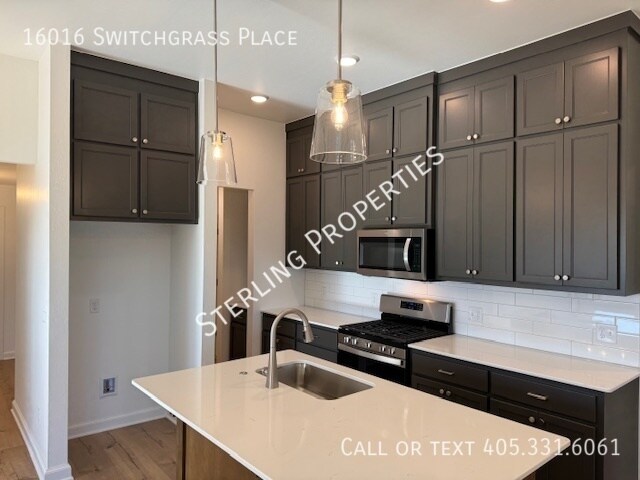 Building Photo - 16016 Switchgrass Pl