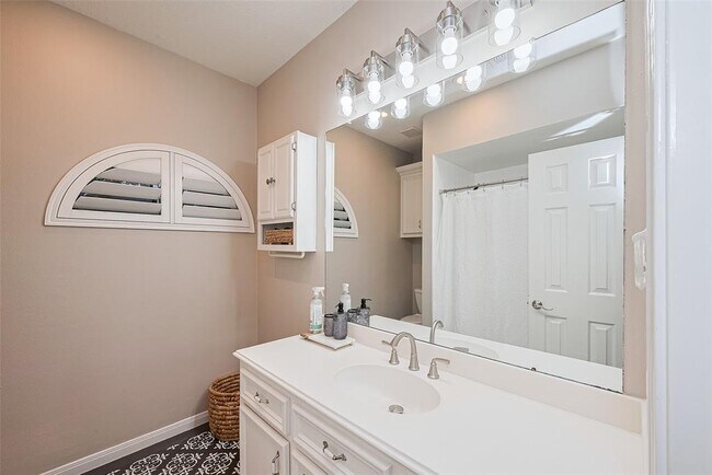 Building Photo - 6018 Rapid Creek Ct