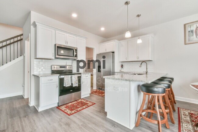 Building Photo - 6306 Pne Rdg Pt